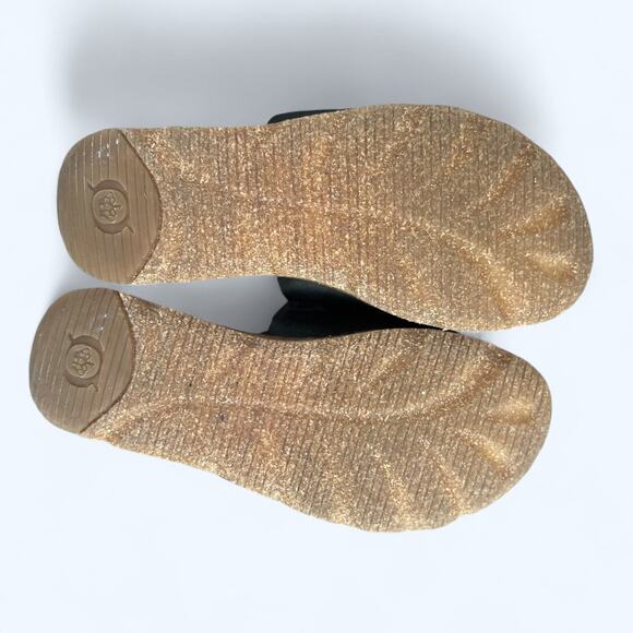 Born Women's Playa Basic Black Leather Slide Comfort Sandals sz 6 Beachy Summer - Picture 6 of 9